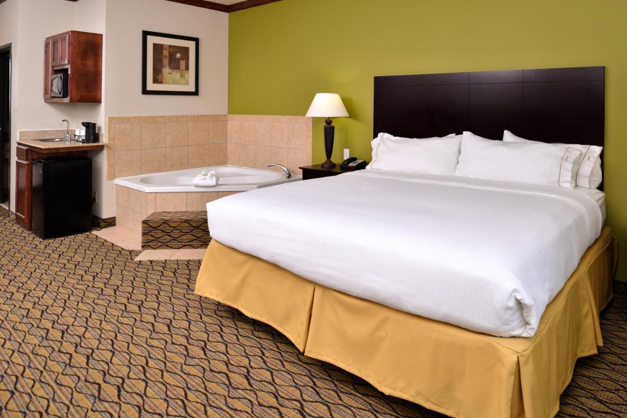 Holiday Inn Express Hotel & Suites Sherman Highway 75 By Ihg Bagian luar foto